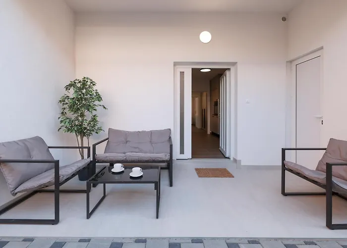 Apartamento Royal Oak With Private Parking