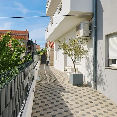 Royal Oak * زادار