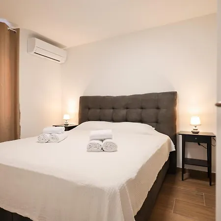 Royal Oak زادار